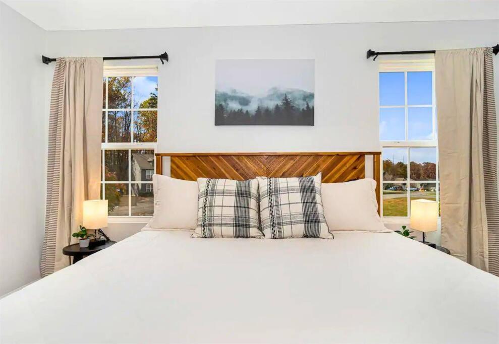 Willow Trace: Family Retreat, Hot Tub, Gaming! Pigeon Forge Bagian luar foto