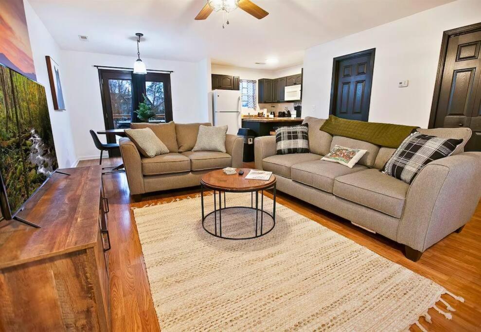 Willow Trace: Family Retreat, Hot Tub, Gaming! Pigeon Forge Bagian luar foto